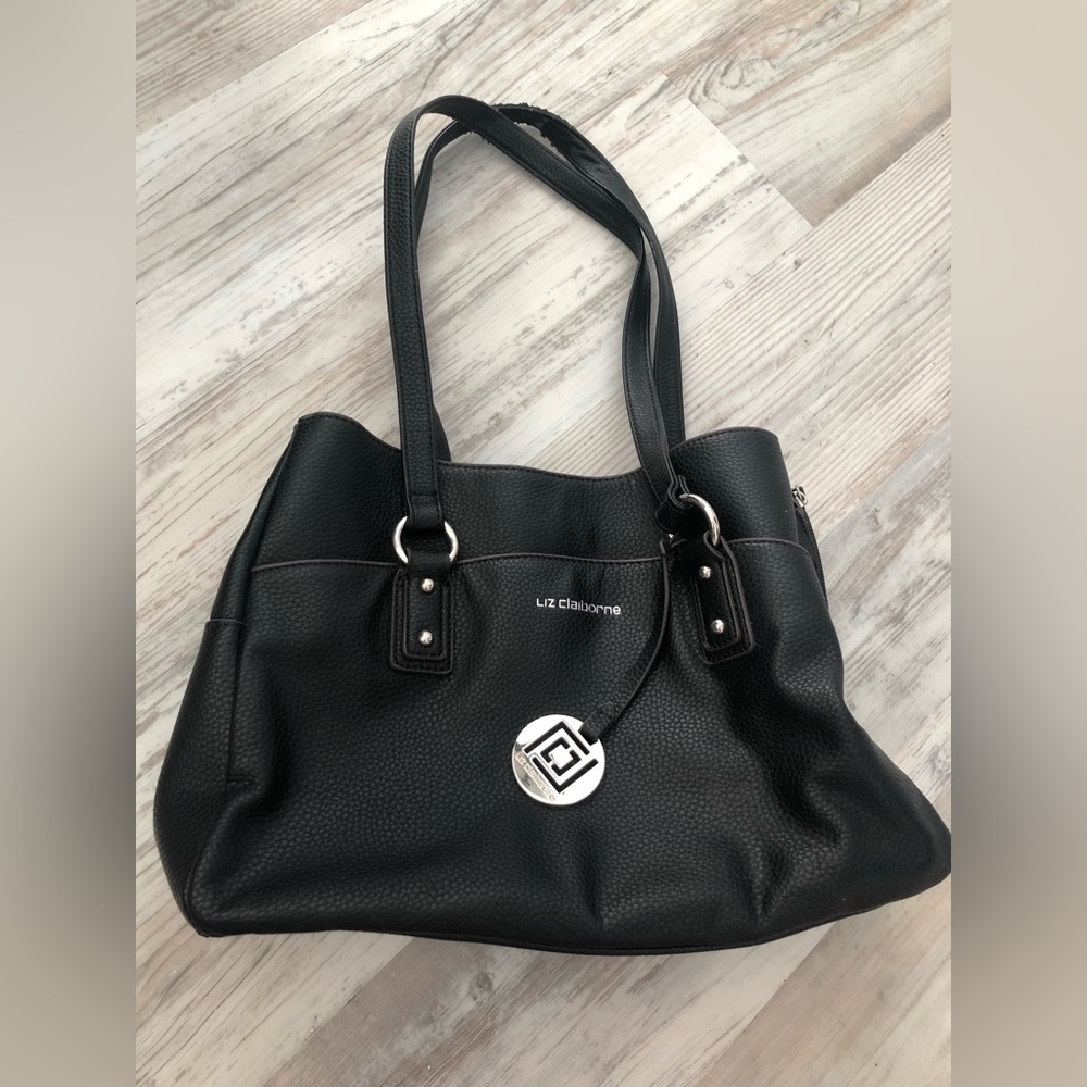 Liz Claiborne - Preloved pebble leather style large bag